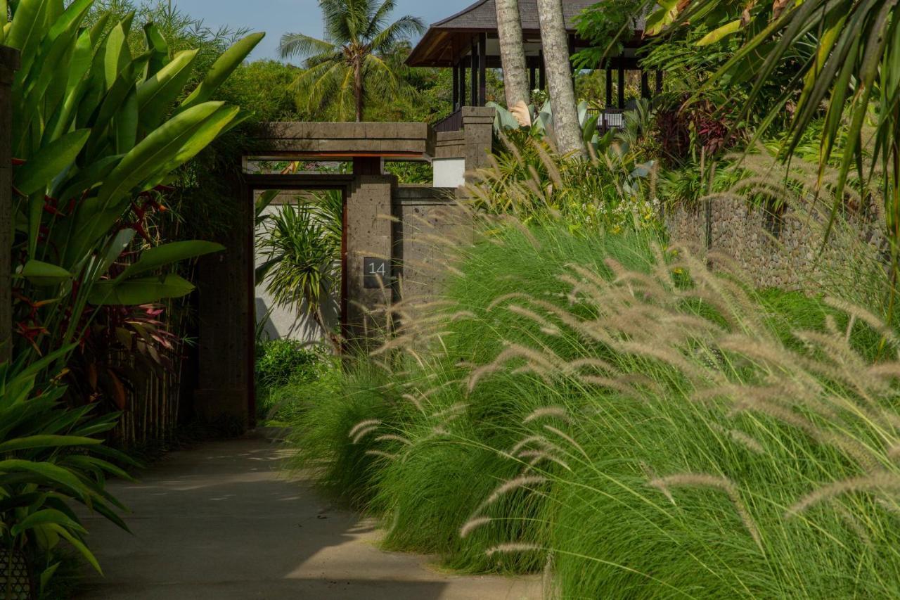 Nirjhara Hotel Tanah Lot  Exterior photo