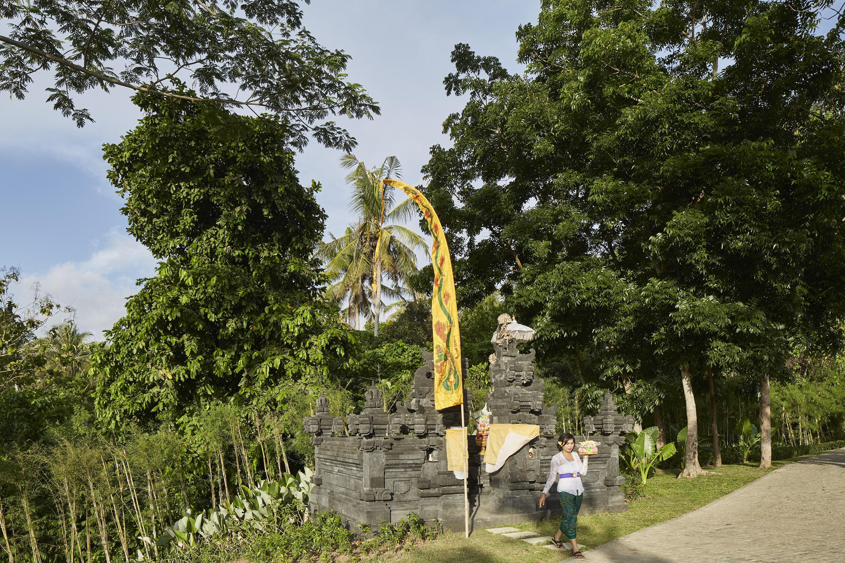 Nirjhara Hotel Tanah Lot  Exterior photo